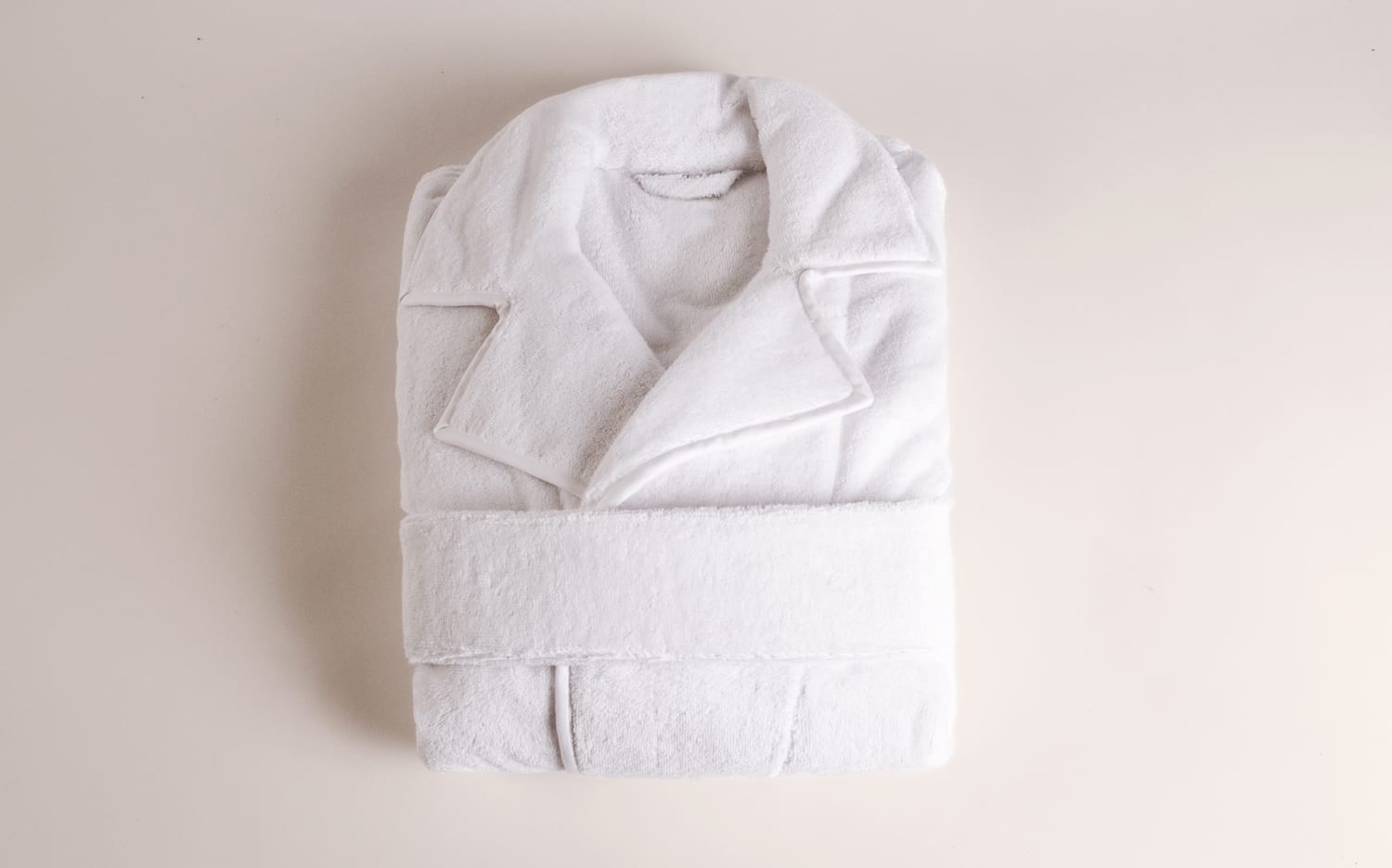 Bathrobe with notched collar