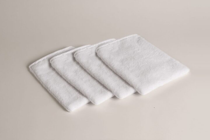 Set 4 wash mitts 17x21 cm / 7x8 in.