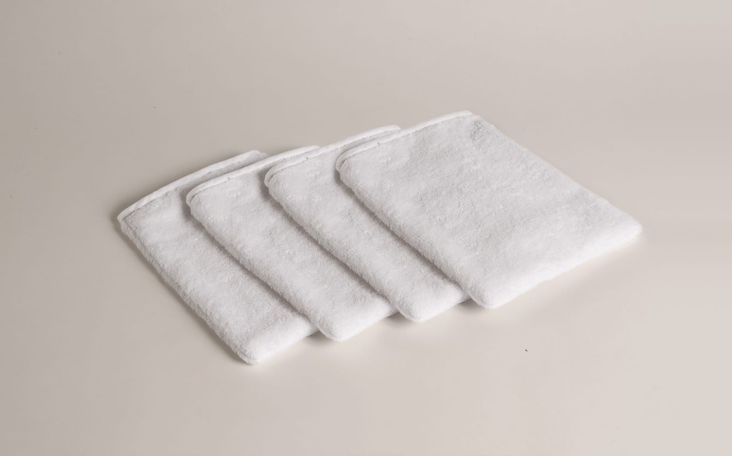 Set 4 wash mitts 17x21 cm / 7x8 in.