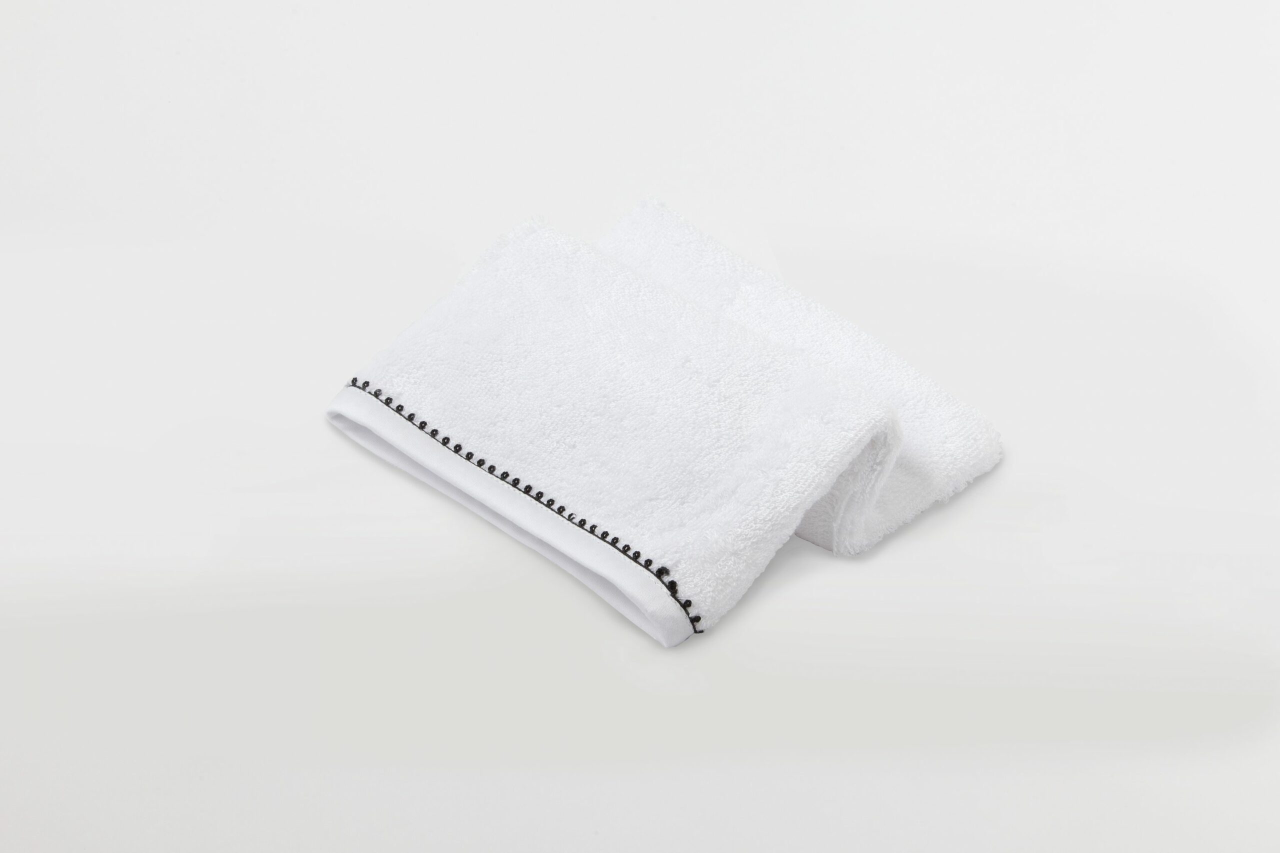 Set 4 wash mitts 17×21 cm / 7×8 in.
